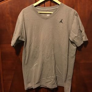Jordan v neck